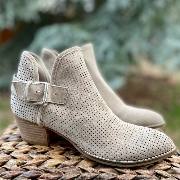 Dolce Vita Cream Katch Perforated Bootie With Adjustable Ankle Buckle Detail 8 - Picture 3 of 8